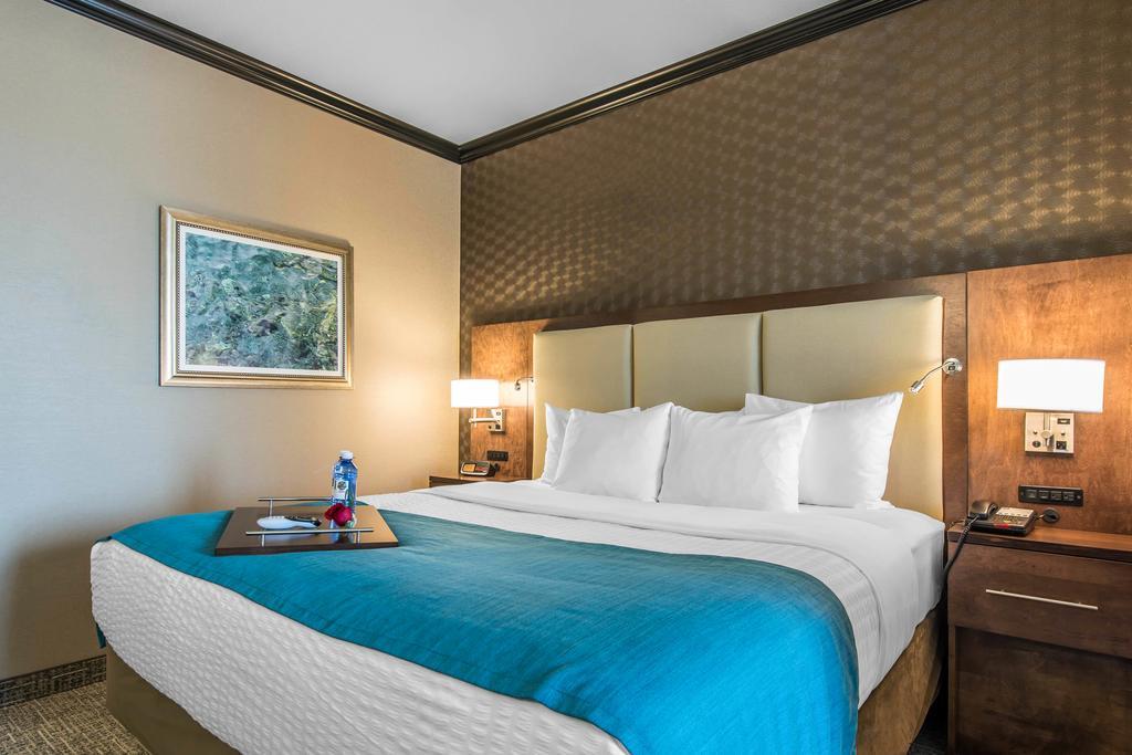 The Heritage Inn & Suites, Ascend Hotel Collection Гарден-Сіті Екстер'єр фото